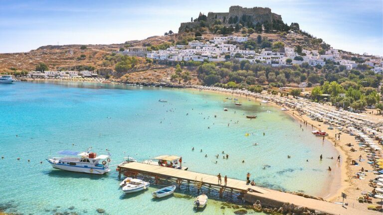 Discover some of Rhodes’ most beautiful highlights, combining history, culture, and nature. Visit traditional villages, famous archaeological sites, and relaxing natural landscapes for a complete island experience.