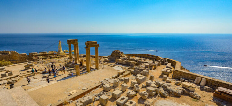 Discover some of Rhodes’ most beautiful highlights, combining history, culture, and nature. Visit traditional villages, famous archaeological sites, and relaxing natural landscapes for a complete island experience.